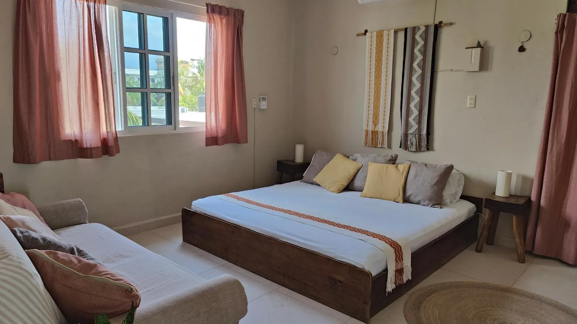 Casa Coloradita/Cozy Colorful Flat With Starlink Isla Holbox Apartment